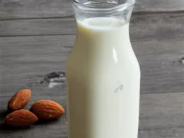 Jak samemu zrobić mleko migdałowe